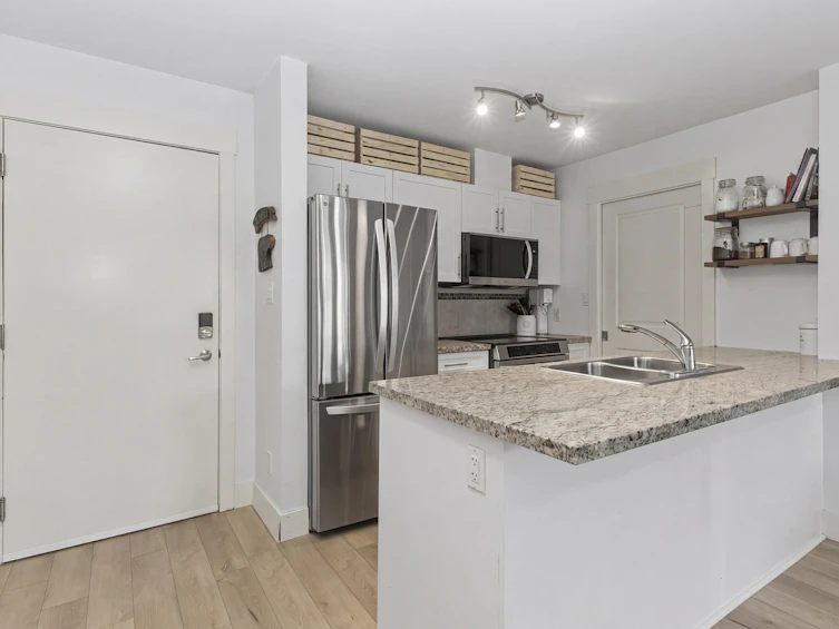 217-1211 Village Green Way, Squamish, BC, V8B 0R7 - 2