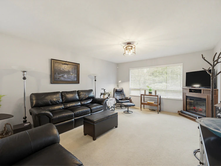 15618 93 Avenue, Surrey, BC, V4N 3B2 - 4