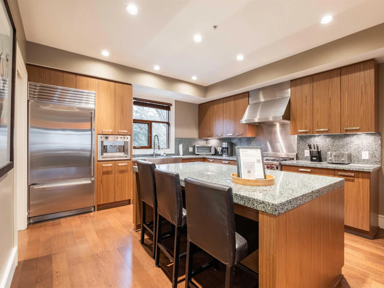 37-7124 Nancy Greene Drive, Whistler, BC, V8E 0W9 - 10