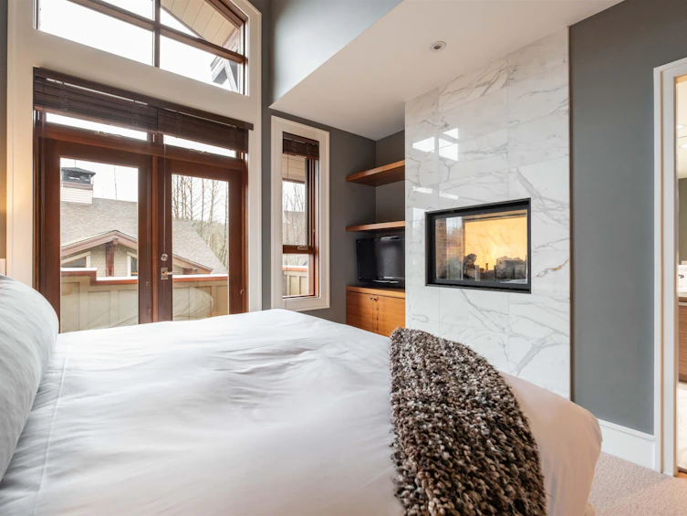 37-7124 Nancy Greene Drive, Whistler, BC, V8E 0W9 - 3