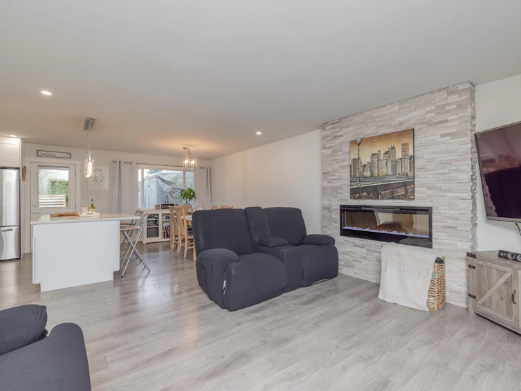 32073 Westview Avenue, Mission, BC, V2V 1X7 - 11