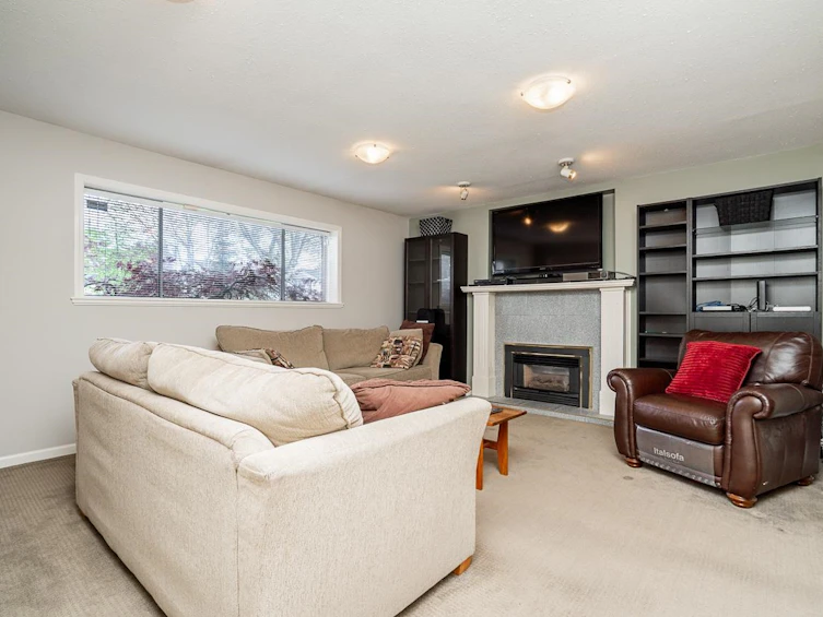 18320 59a Avenue, Surrey, BC, V3S 5Y1 - 24