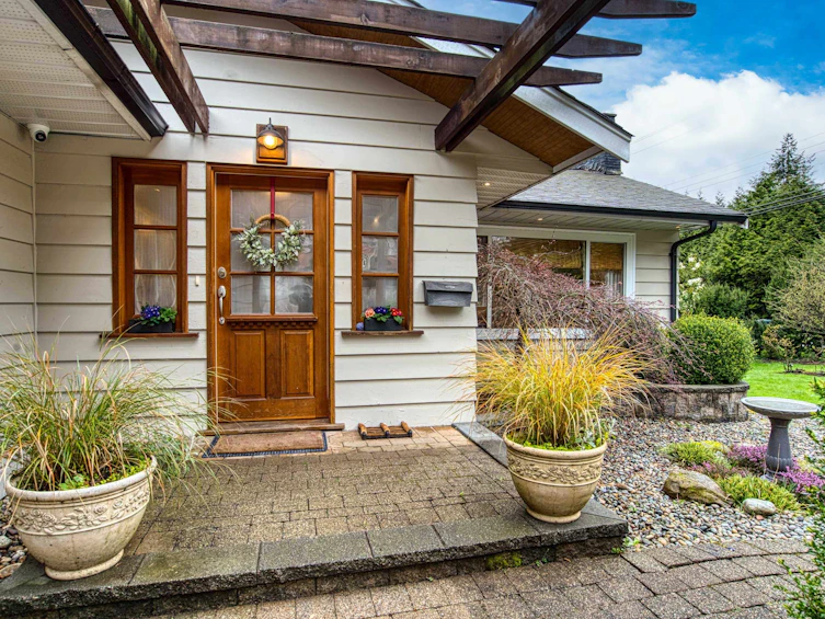 1335 Ridgewood Drive, North Vancouver, BC, V7R 1J4 - 3