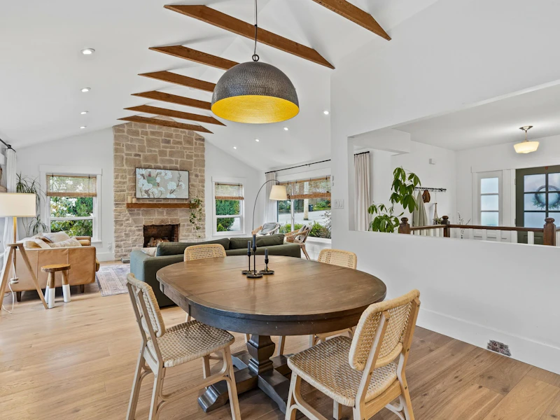 1335 Ridgewood Drive, North Vancouver BC V7R 1J4