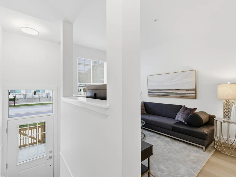 202-720 Robinson Street, Coquitlam, BC, V3J 0P9 - 2