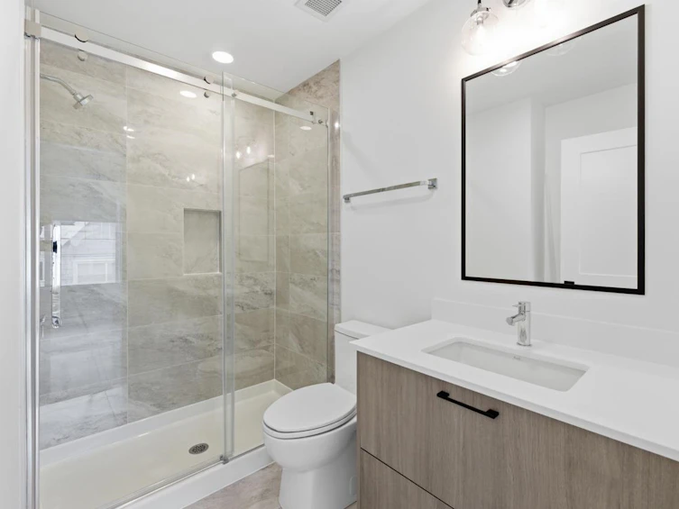 202-720 Robinson Street, Coquitlam, BC, V3J 0P9 - 19