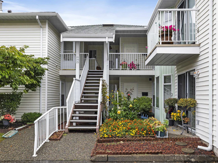213-7156 121 Street, Surrey, BC, V3W 0J6 - 32