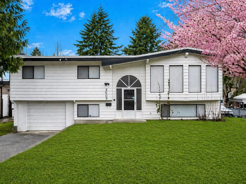 2803 Babich Street, Abbotsford BC V2S 3K4
