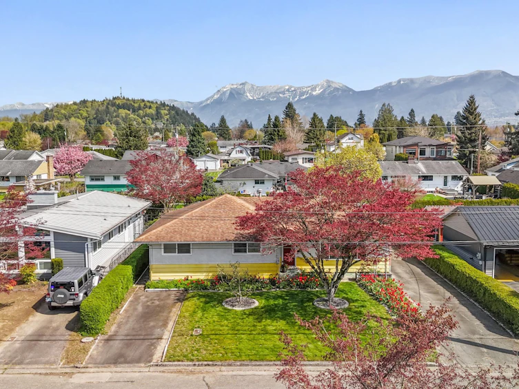 9726 Juniper Street, Chilliwack, BC, V2P 5J1