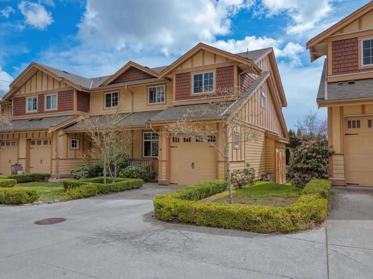 4-809 North Road, Gibsons, BC, V0N 1V9