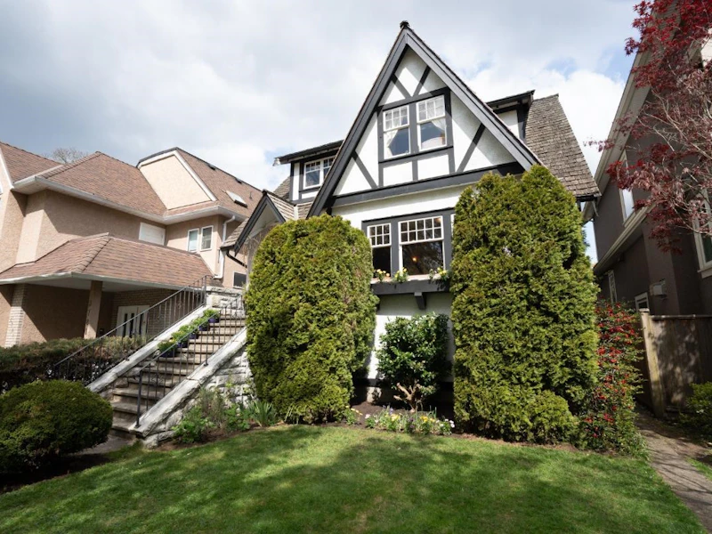 3771 W 31st Avenue, Vancouver BC V6S 1Y1