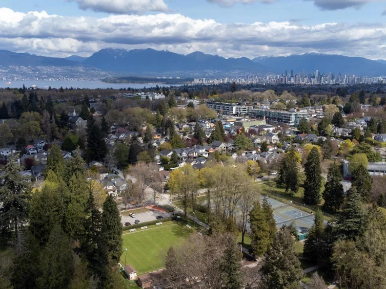 3771 W 31st Avenue, Vancouver, BC, V6S 1Y1 - 33