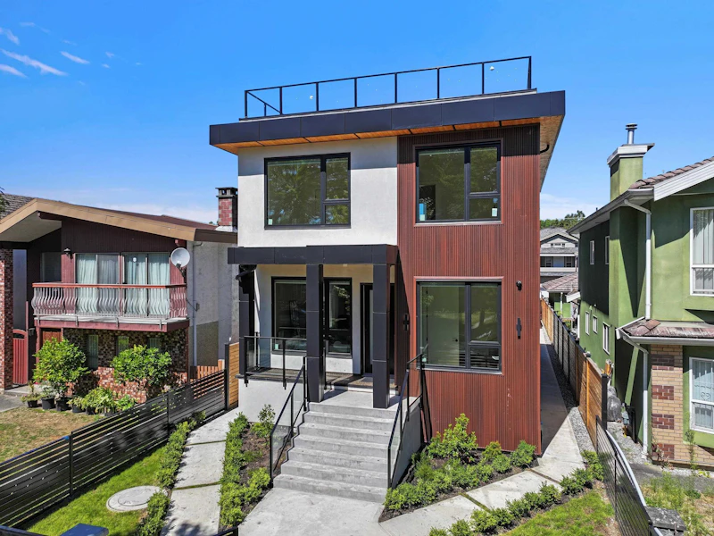 2111 E 46th Avenue, Vancouver BC V5P 1P3