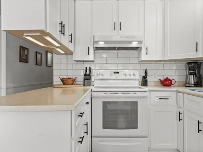 136-3031 200 Street - 4