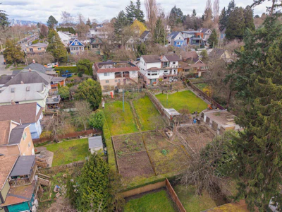 3237 Dumfries Street - 4
