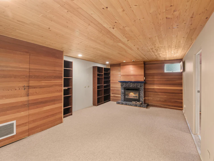3894 Sunnycrest Drive, North Vancouver, BC, V7R 3C8 - 18