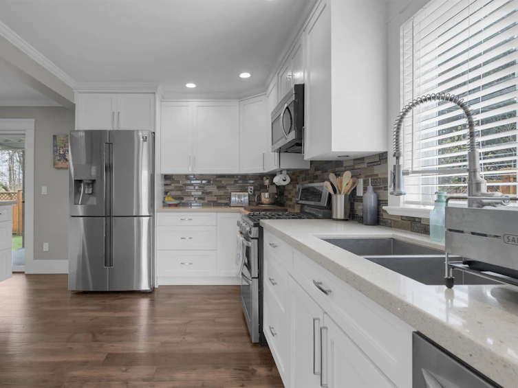 8168 132a Street, Surrey, BC, V3W 8Y6 - 7