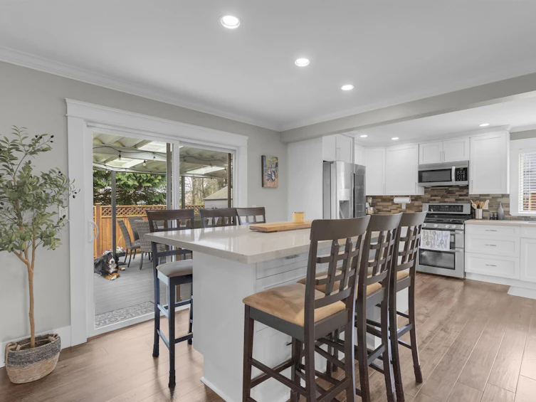 8168 132a Street, Surrey, BC, V3W 8Y6 - 5