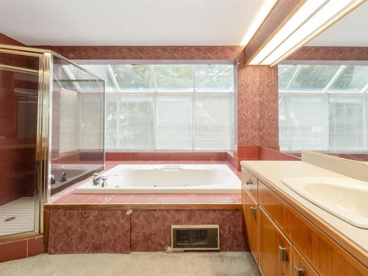 17352 26a Avenue, Surrey, BC, V3Z 0E6 - 18