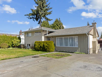 10962 145a Street - 2