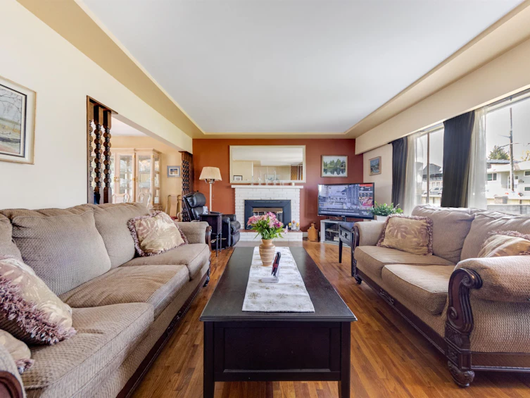 10962 145a Street, Surrey, BC, V3R 3S4 - 4
