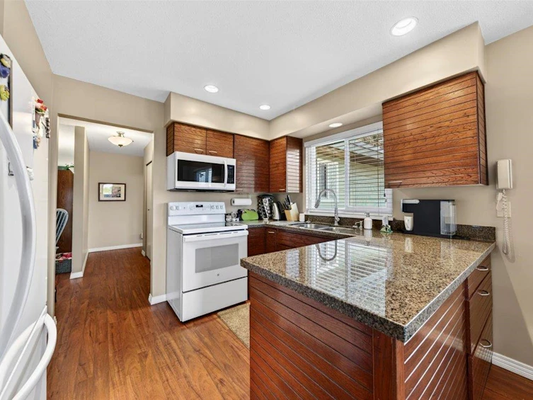 12377 Dawson Place, Maple Ridge, BC, V4R 2L6 - 12