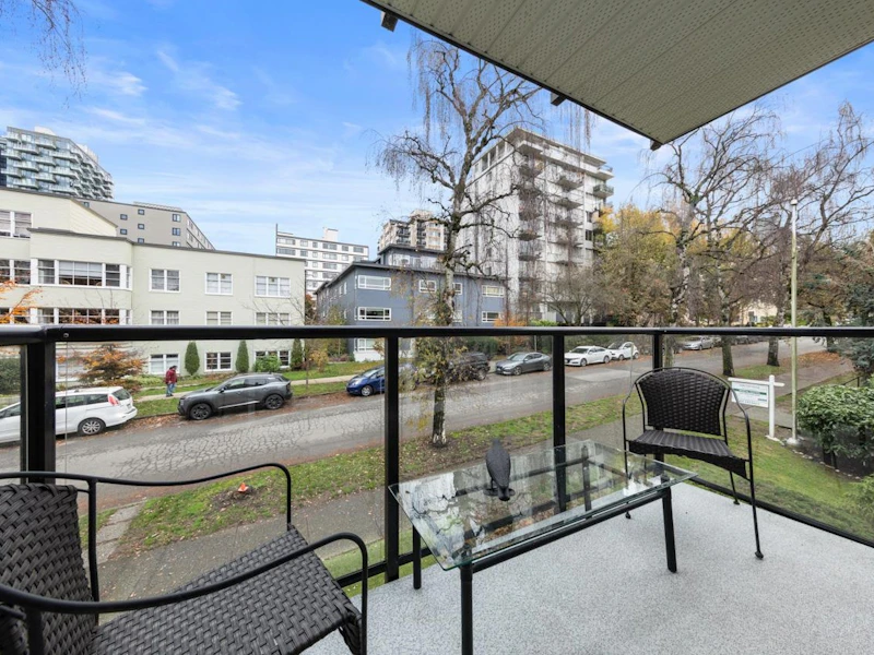 201 - 1554 Burnaby Street, Vancouver BC V6G 1W9