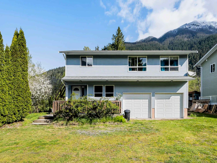 66506 Kawkawa Lake Road, Hope, BC, V0X 1L1