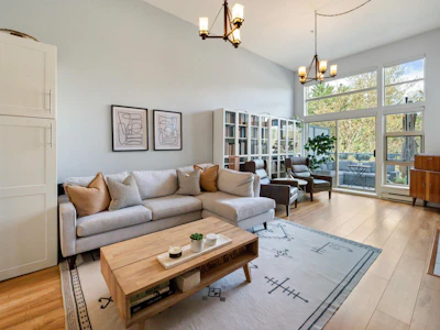 606-301 Maude Road - 2