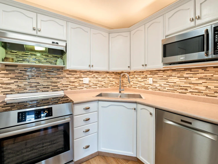 606-301 Maude Road, Port Moody, BC, V3H 5B1 - 12