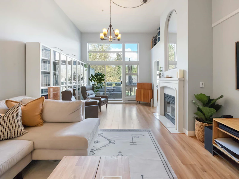 606 - 301 Maude Road, Port Moody BC V3H 5B1