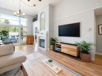606-301 Maude Road - 3