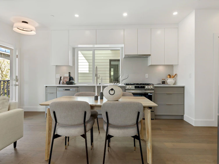 1-328 W 14th Street, North Vancouver, BC, V7M 1P6 - 5