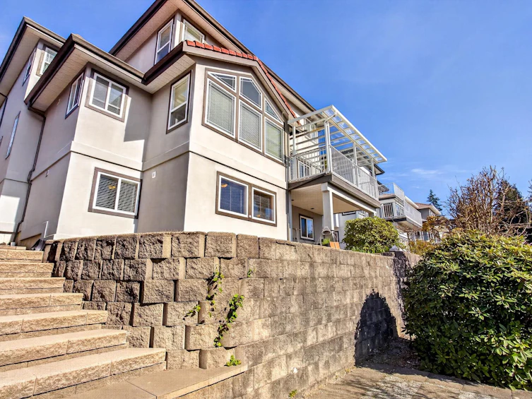 1671 Mallard Court, Coquitlam, BC, V3E 3C7 - 38
