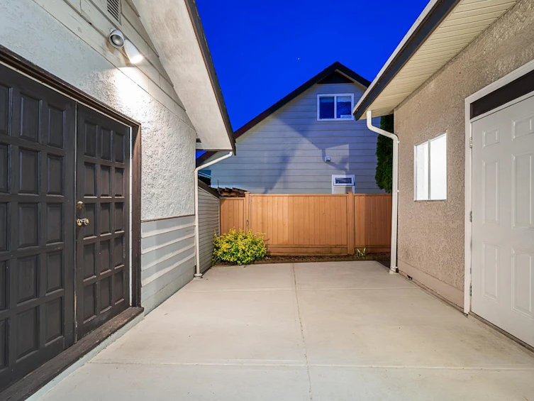 26981 28b Avenue, Langley, BC, V4W 3A5 - 27