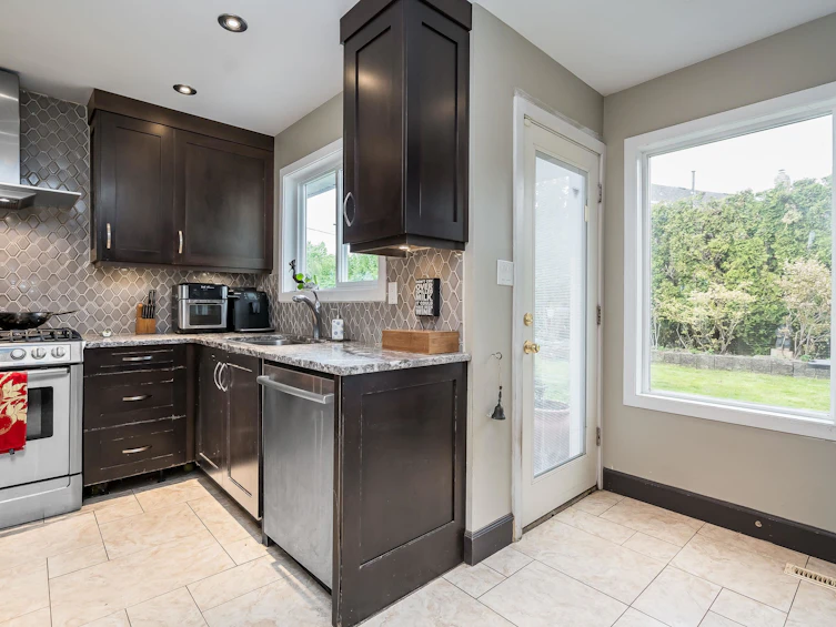 5463 50 Avenue, Delta, BC, V4K 2A1 - 15