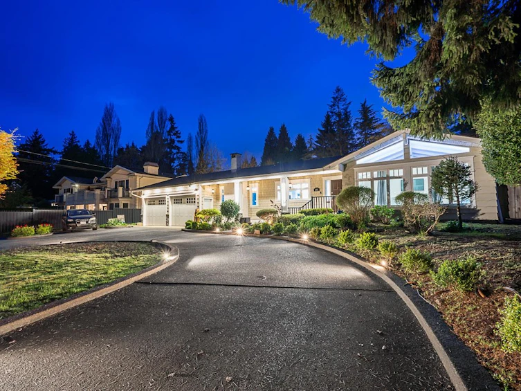 13721 Marine Drive, Surrey, BC, V4B 1A3