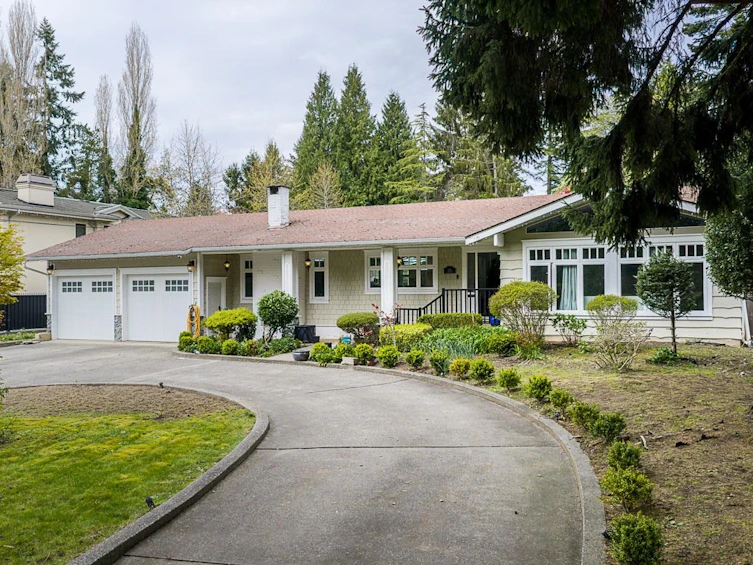 13721 Marine Drive, Surrey, BC, V4B 1A3 - 2