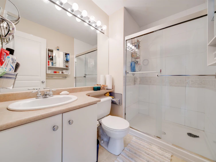30-8888 151 Street, Surrey, BC, V3R 0Z9 - 8