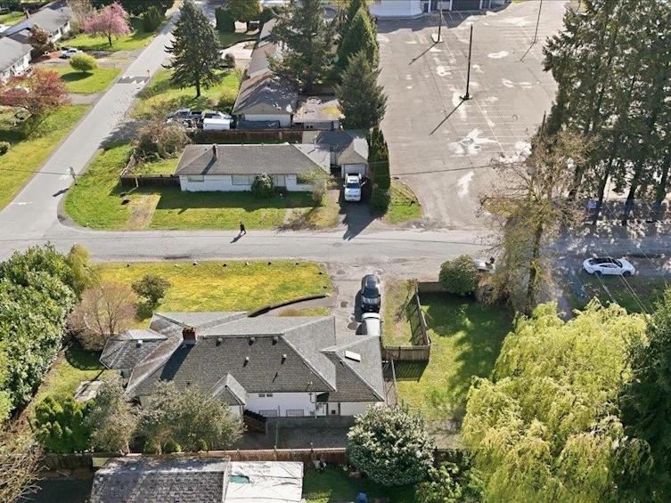 11851 221 Street, Maple Ridge, BC, V2X 5S4 - 6