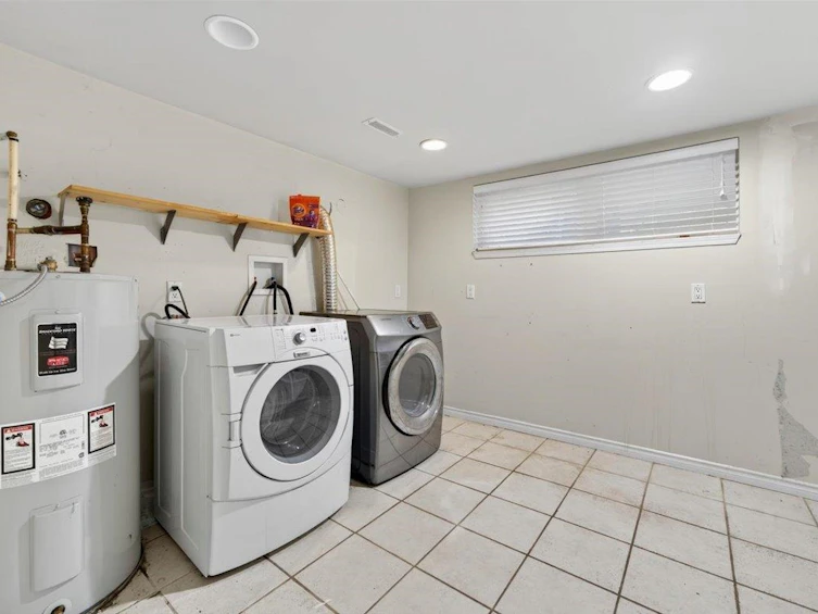 11851 221 Street, Maple Ridge, BC, V2X 5S4 - 35
