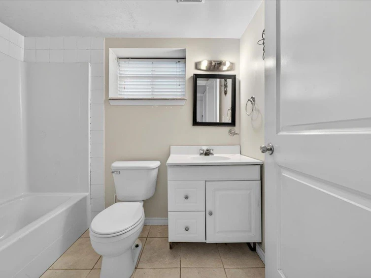 11851 221 Street, Maple Ridge, BC, V2X 5S4 - 34