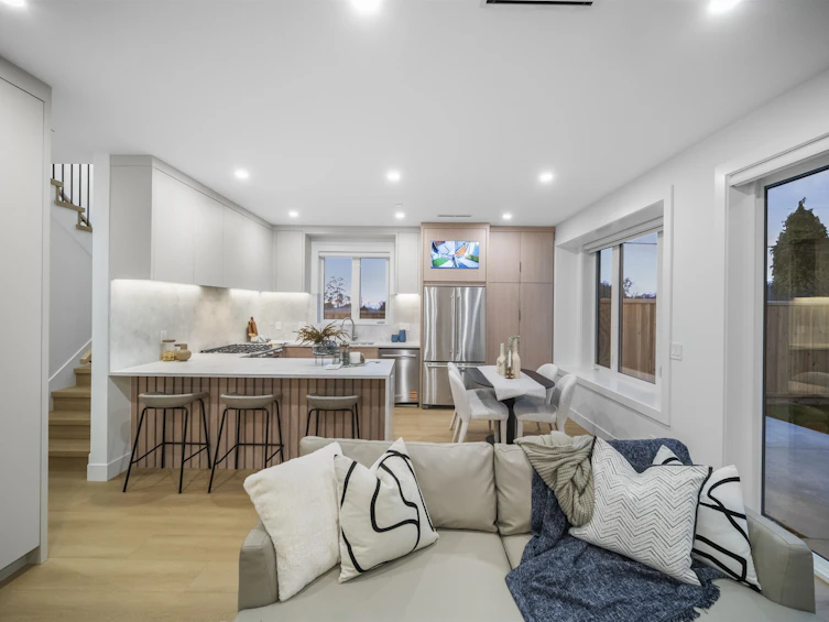 2-3623 Triumph Street, Vancouver, BC, V5K 1V4 - 5