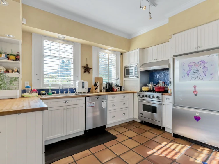 1670 W 49th Avenue, Vancouver, BC, V6M 2S1 - 8