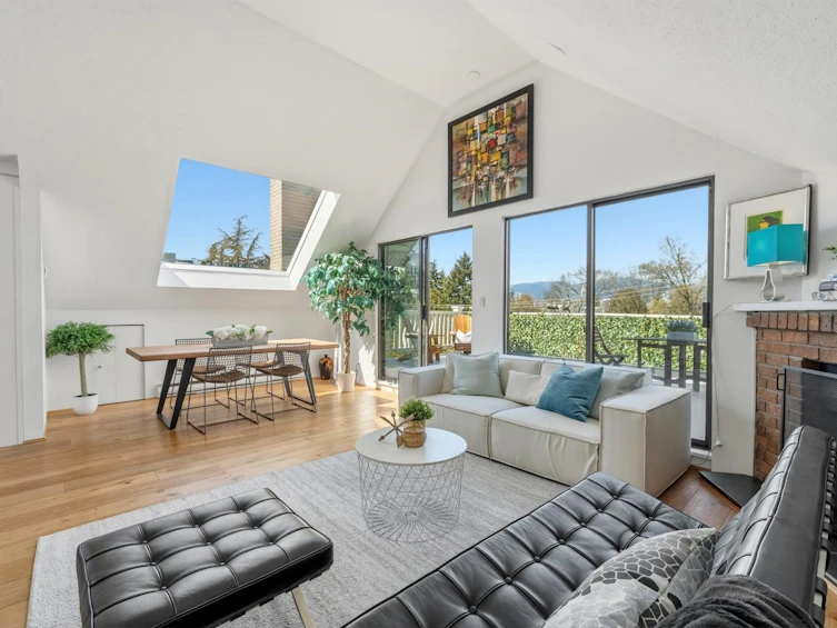 6-335 W 13th Avenue, Vancouver, BC, V5Y 1W2 - 2