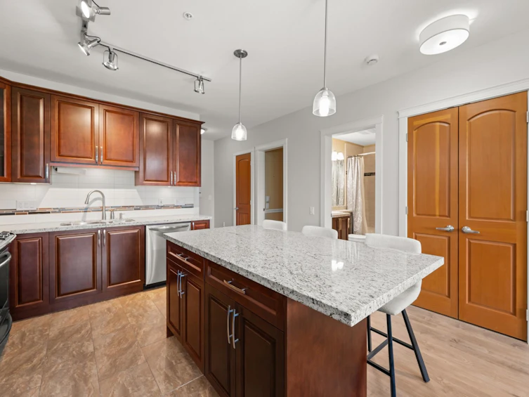327-8157 207 Street, Langley, BC, V2Y 0V3 - 9