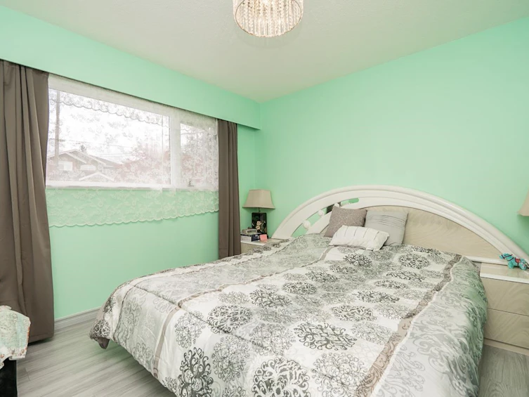 8255 18th Avenue, Burnaby, BC, V3N 1K4 - 20