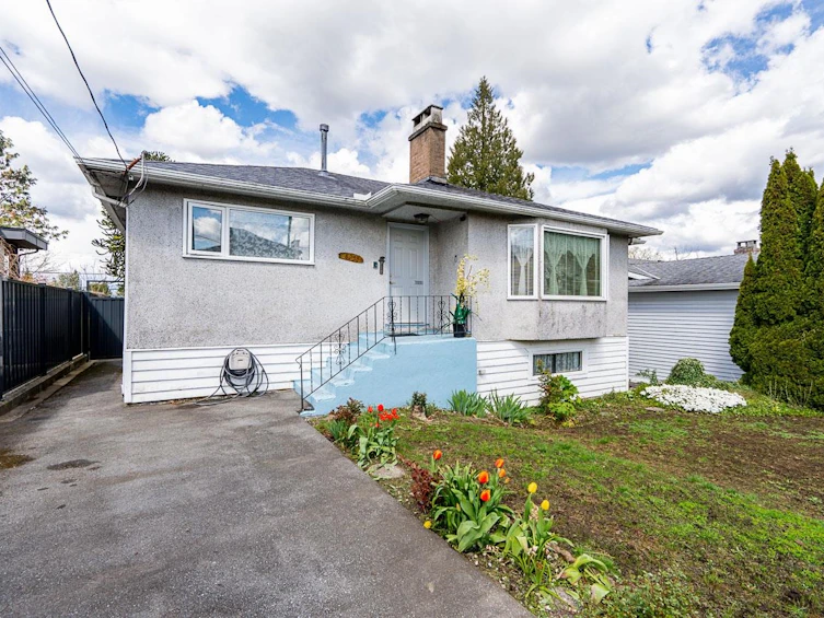 8255 18th Avenue, Burnaby, BC, V3N 1K4 - 3