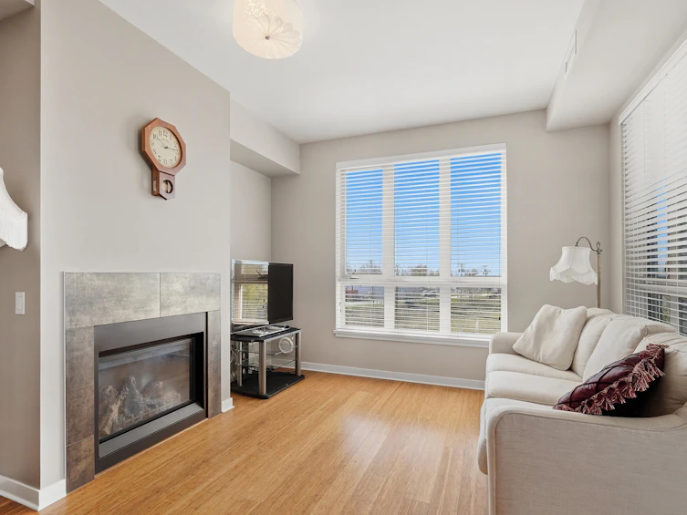 210-6077 London Road, Richmond, BC, V7E 0A7 - 9