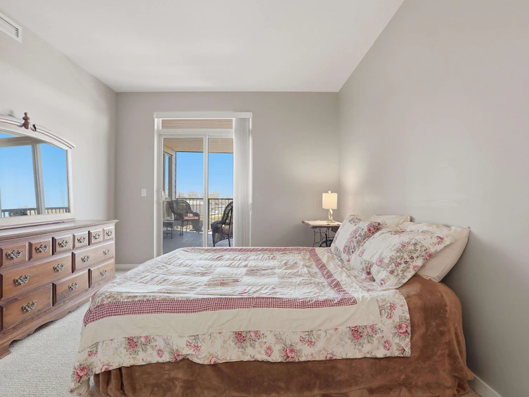 210-6077 London Road, Richmond, BC, V7E 0A7 - 14